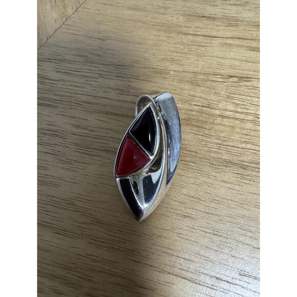 Sterling Silver 925 Modernist Leaf Pendant Red Black Inlay Made in Ireland 7.6g - Picture 1 of 5